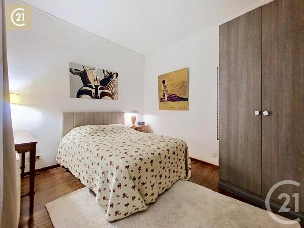 Appartement T3 à vendre  3 pièces - 70 m 2   BEZIERS  - 34