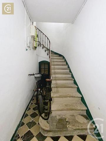 Appartement T3 à vendre  3 pièces - 70 m 2   BEZIERS  - 34