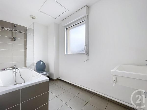 Maison à vendre  4 pièces - 77 m2 COMPIEGNE - 60