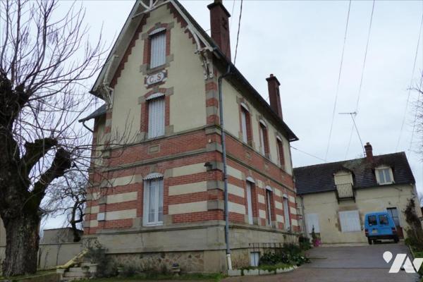 Demeure de caractère - BOURBON L'ARCHAMBAULT 03160