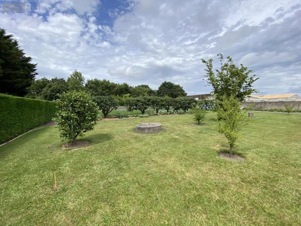 Terrain à Batir à vendre à Apremont en Vendée (85220), ref : 85072-1049