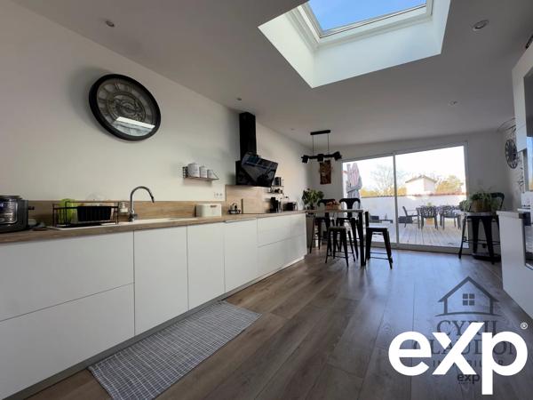 THAIRÉ – À 10 min des plages de Châtelaillon-Plage Maison rénovée – 5 pièces – Suite parentale – Terrasse, piscine & garage