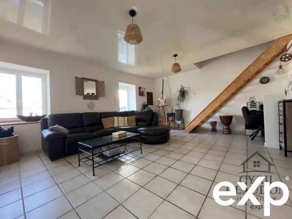 THAIRÉ – À 10 min des plages de Châtelaillon-Plage Maison rénovée – 5 pièces – Suite parentale – Terrasse, piscine & garage