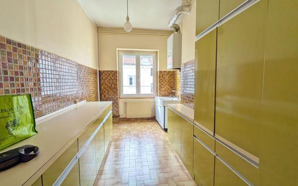 Appartement à vendre    3 pièces • 65,31 m2 Lyon 6