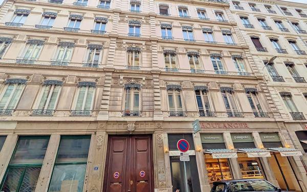 Appartement à vendre    3 pièces • 65,31 m2 Lyon 6