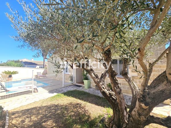 Maison
         6 pièces
        - 127 m² 460 000 € *