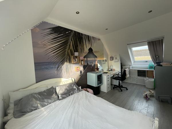 Modernité et Haute Performance Énergétique : Un Pavillon de 2012 au Potentiel Unique à Cambrai