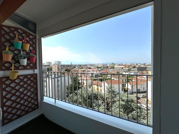 Appartement Tarbes 2 pièces 68m2