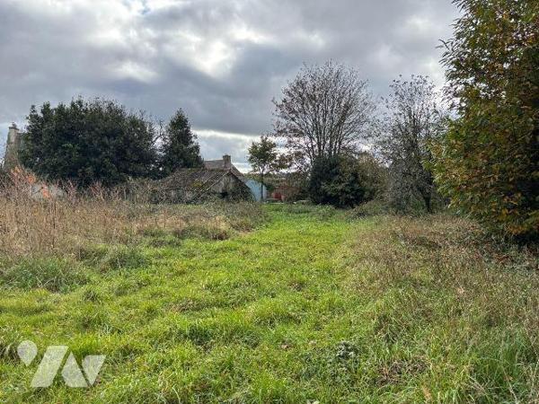 Terrain a Vendre à LANGOLEN, en Finistère Sud (29), au Coeur du Bourg, Terrain à Bâtir de 1240 ...