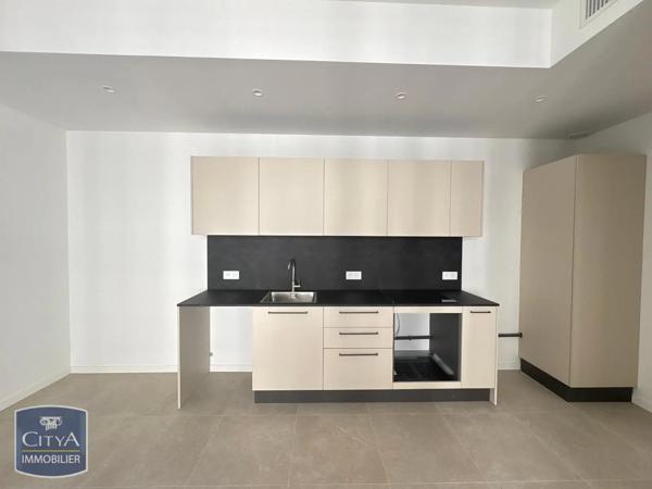 Appartement à louer 3 pièces 59.5m² Nice (06000)