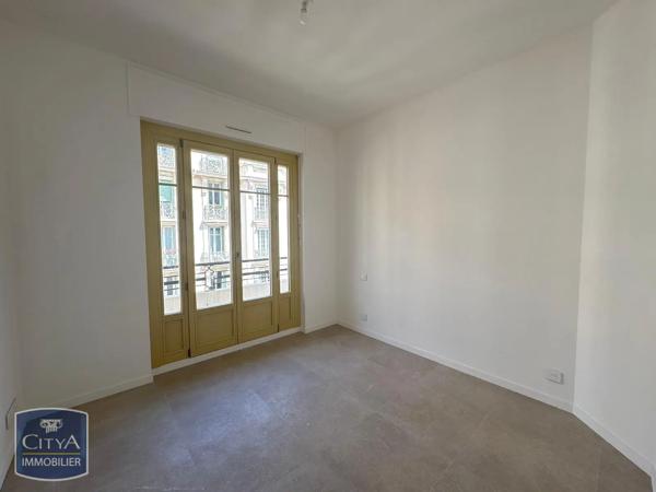Appartement à louer 3 pièces 59.5m² Nice (06000)