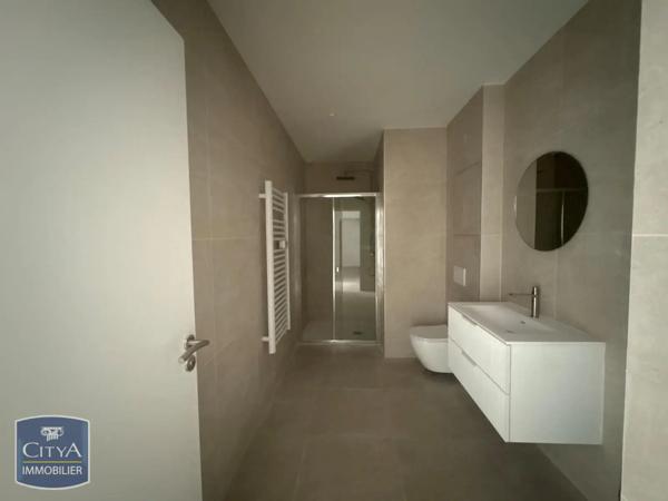 Appartement à louer 3 pièces 59.5m² Nice (06000)