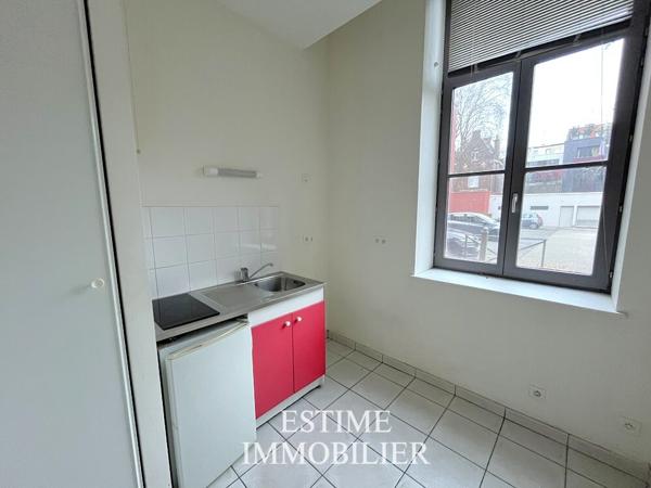 ROUBAIX SAINT-JEAN APPARTEMENT T2 AVEC STATIONNEMENT