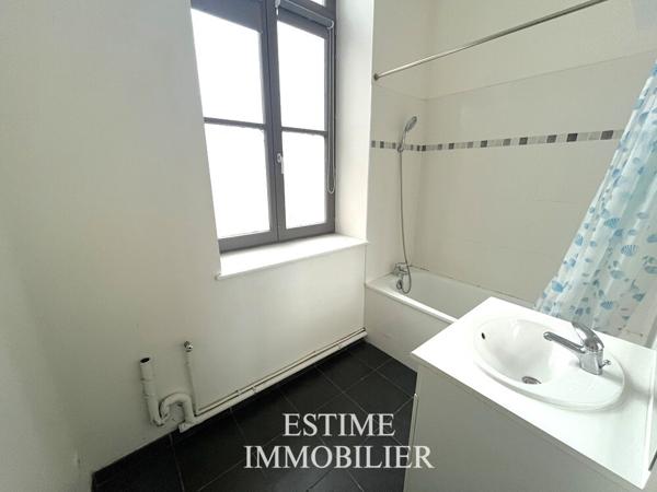 ROUBAIX SAINT-JEAN APPARTEMENT T2 AVEC STATIONNEMENT