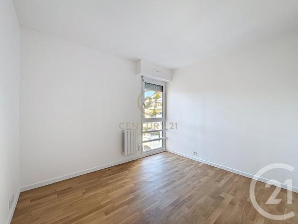 Appartement F5 à vendre  5 pièces - 112,58 m2 CHAMPS SUR MARNE - 77