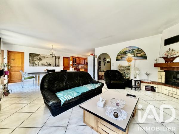 Maison à vendre 5 pièces 120 m² Vinassan