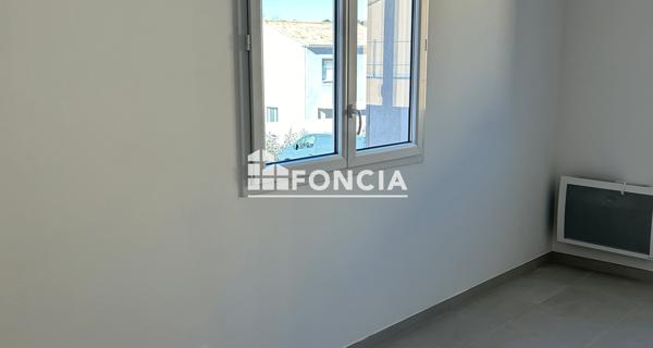 Location Maison 2 pièces 50 m² - Saint-maximin-la-sainte-baume 83470