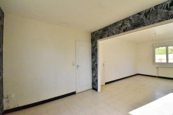 Maison à vendre 4 pièces SEGRE (49) Deux chambres, possible Trois - Sous-sol - Terrain 576 m²