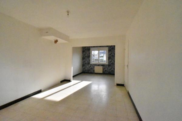 Maison à vendre 4 pièces SEGRE (49) Deux chambres, possible Trois - Sous-sol - Terrain 576 m²