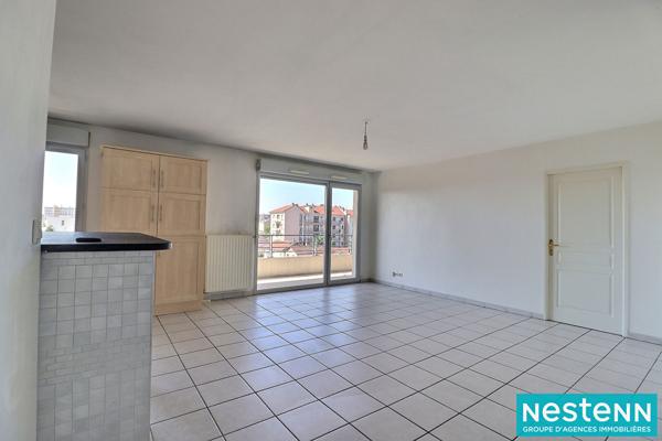 Appartement Villeurbanne T4 90 m2 GRATTE CIEL - Garage DOUBLE, balcon et cave