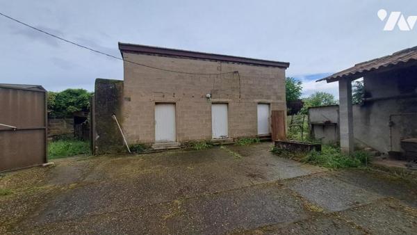ANCIEN CORP DE FERME AVEC DEPENDANCES ET TERRAIN