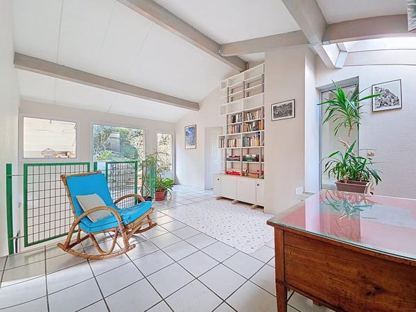 Maison d'architecte 163 m² - studio indépendant - Parc arboré 5 000 m² - Pigeonnier XIXe - Vue panoramique - Pompertuzat