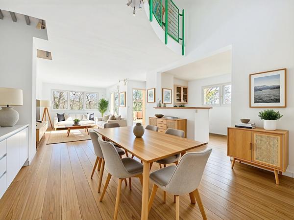 Maison d'architecte 163 m² - studio indépendant - Parc arboré 5 000 m² - Pigeonnier XIXe - Vue panoramique - Pompertuzat