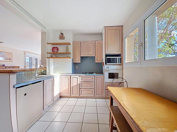 Maison d'architecte 163 m² - studio indépendant - Parc arboré 5 000 m² - Pigeonnier XIXe - Vue panoramique - Pompertuzat