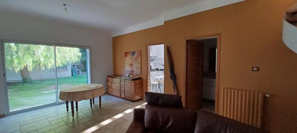 Maison au coeur du Brusc (9 pièces - 220 m2)