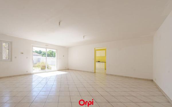 Maison à vendre    4 pièces •  Ferrières