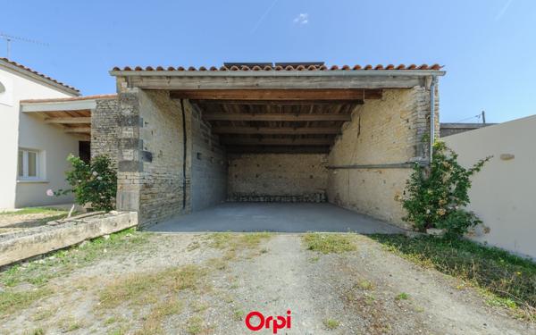 Maison à vendre    4 pièces •  Ferrières