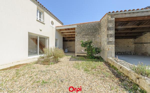 Maison à vendre    4 pièces •  Ferrières