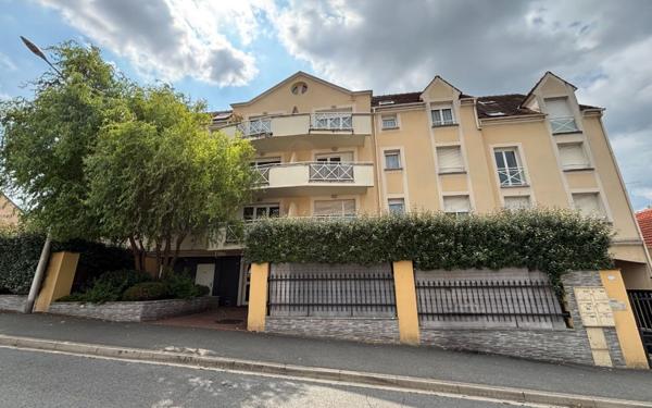 Appartement à vendre    5 pièces • 92,97 m2 Arpajon