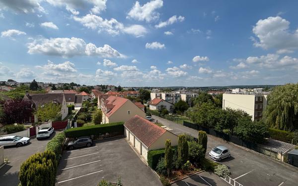 Appartement à vendre    5 pièces • 92,97 m2 Arpajon