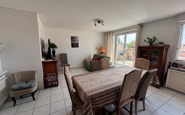 Appartement à vendre    5 pièces • 92,97 m2 Arpajon