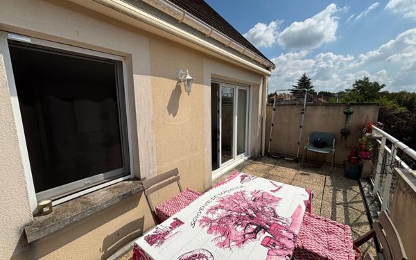 Appartement à vendre    5 pièces • 92,97 m2 Arpajon