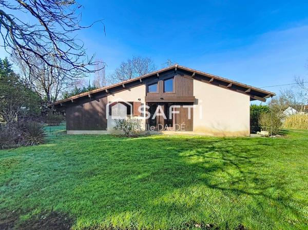 Environnement calme, à proximité des écoles, commerces et commodités