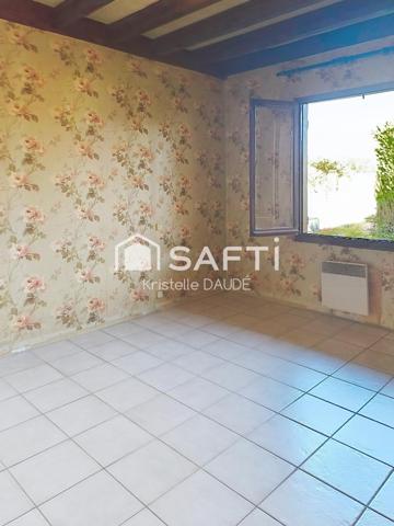 Environnement calme, à proximité des écoles, commerces et commodités