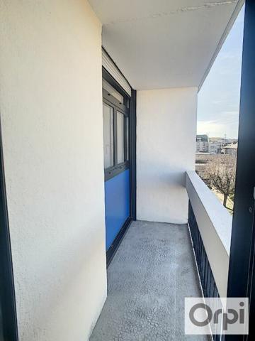 Appartement à louer    2 pièces • 36,72 m2    Montluçon
