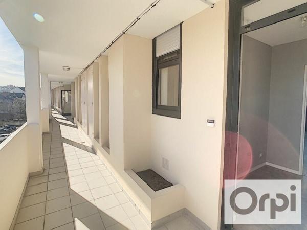 Appartement à louer    2 pièces • 36,72 m2    Montluçon