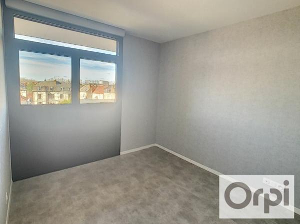 Appartement à louer    2 pièces • 36,72 m2    Montluçon