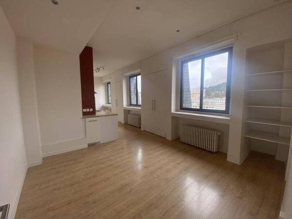 Appartement 2 pièces                                        - 42000 Saint-Étienne Réf : 13285