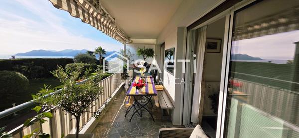 SUPERBE 5 PIECES 127 M2 CROIX DES GARDES VUE MER