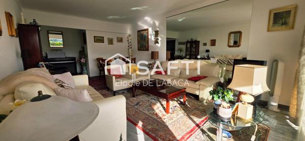 SUPERBE 5 PIECES 127 M2 CROIX DES GARDES VUE MER