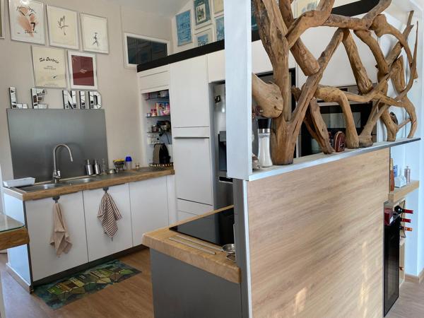 Maison ANGOULINS FRONT DE MER 6 Pièces 161.55 m²