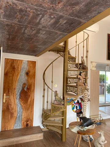 Maison ANGOULINS FRONT DE MER 6 Pièces 161.55 m²