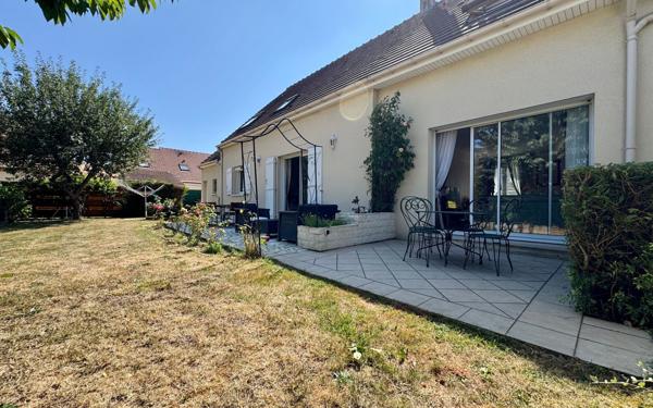 Maison à vendre    8 pièces •  Le Plessis-Pâté