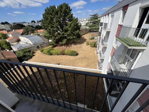 Appartement 1 pièce                                        - 44300 Nantes Réf : 12260