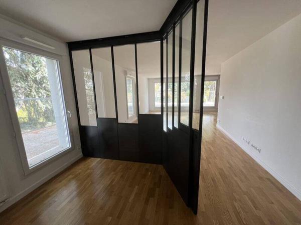 Appartement 4 pièces                                        - 44200 Nantes Réf : 12388