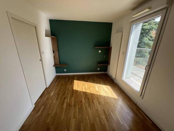 Appartement 4 pièces                                        - 44200 Nantes Réf : 12388